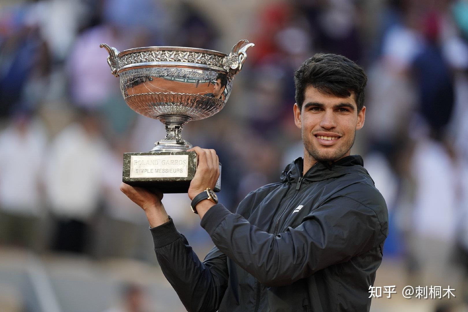 但苏亚雷斯 但苏亚雷斯