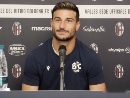 年不断囤积 年不断囤积