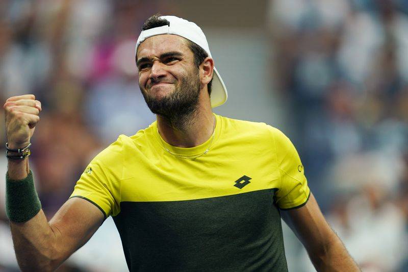 法庭文件显 法庭文件显